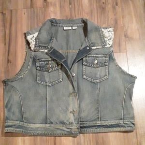 Jean vest with lace detail and cheetah buttons